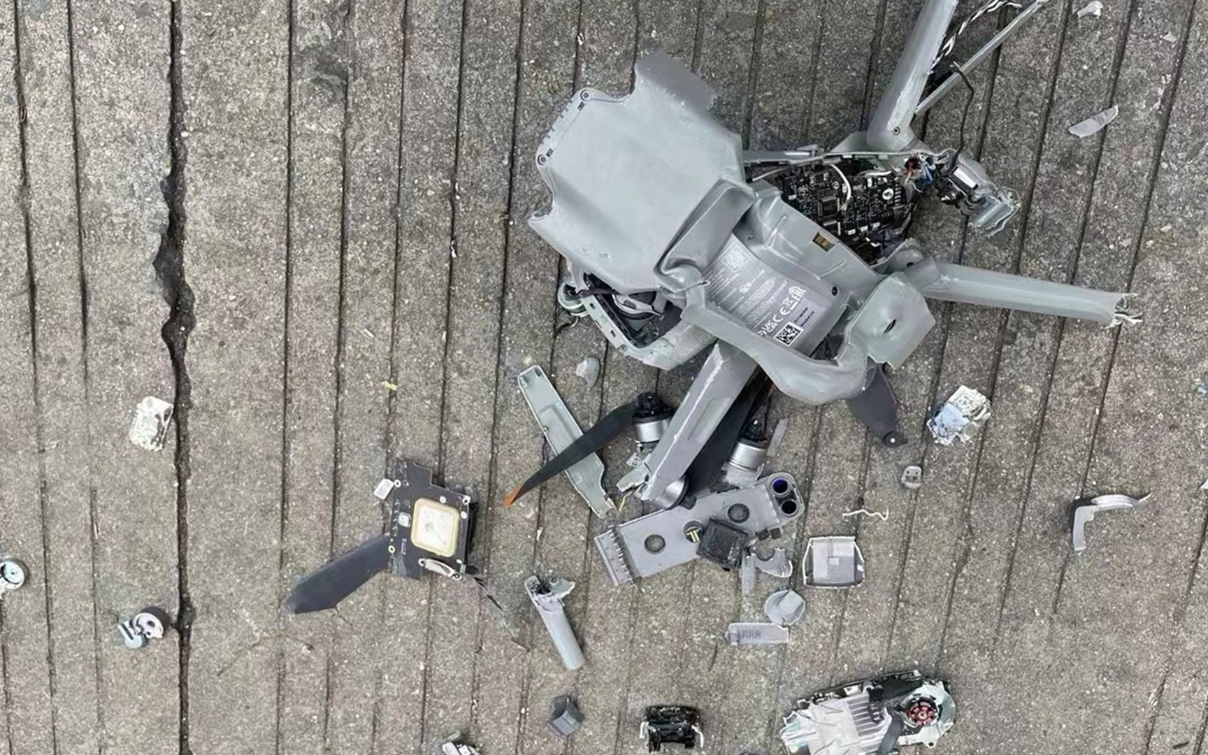 无人机炸机合集 第266期 景色太美陶醉终炸机,可怜中的万幸