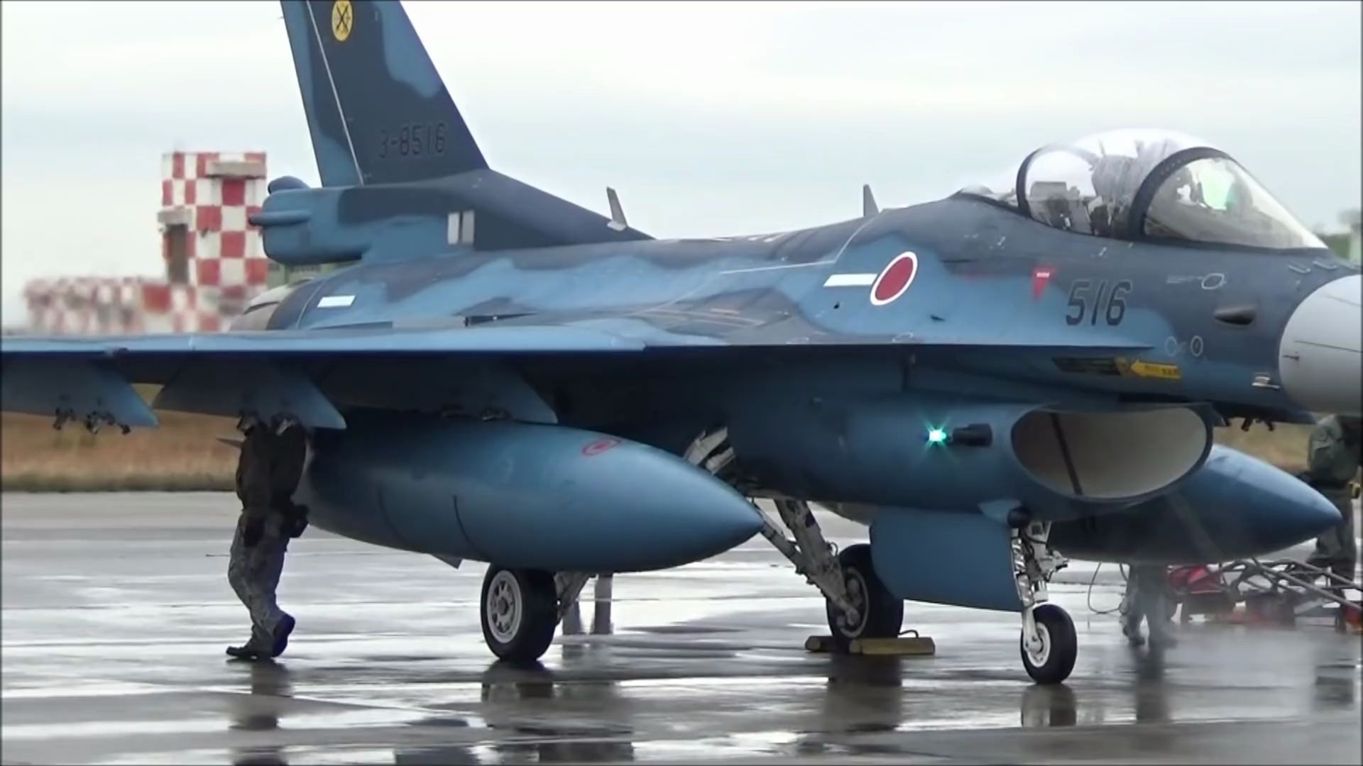 日本航空自衛隊築城基地飛行表演2016雨天飛行f2戰鬥機