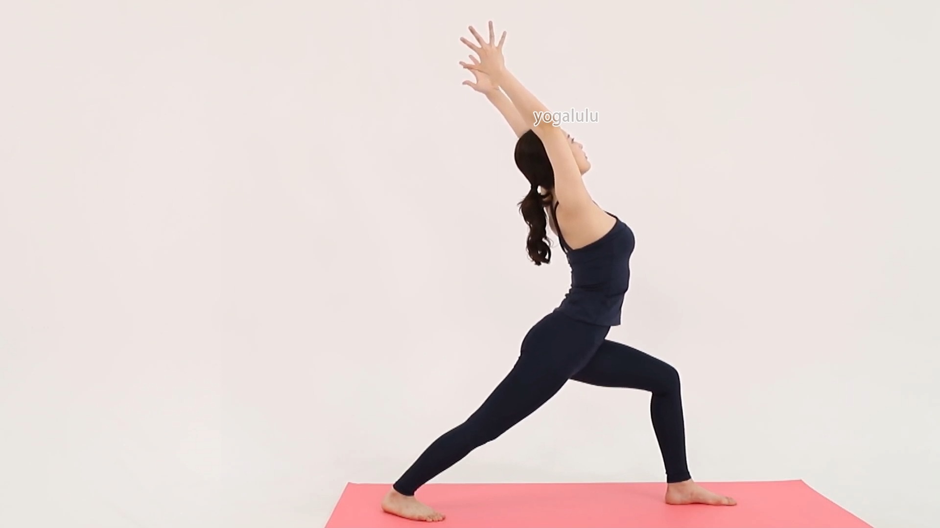 零基础学瑜伽:战士一式