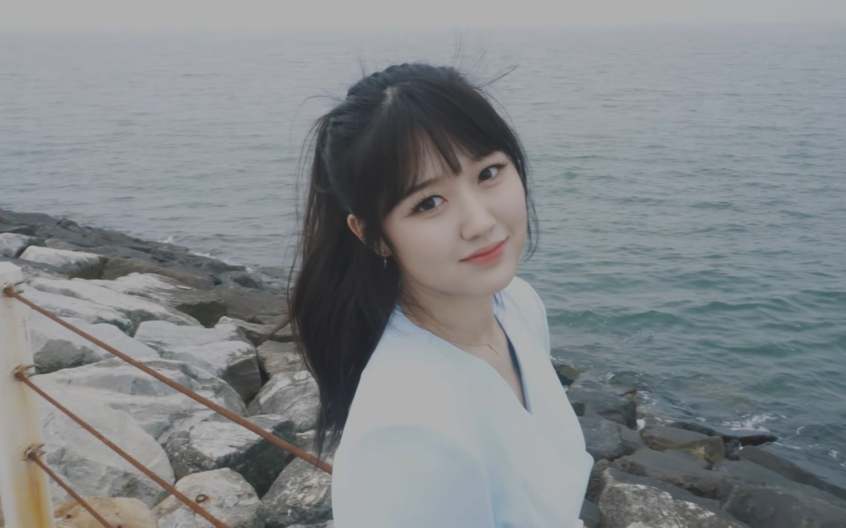 【韩国女团】《rockit girl》han leeseul 韩智允海边写真