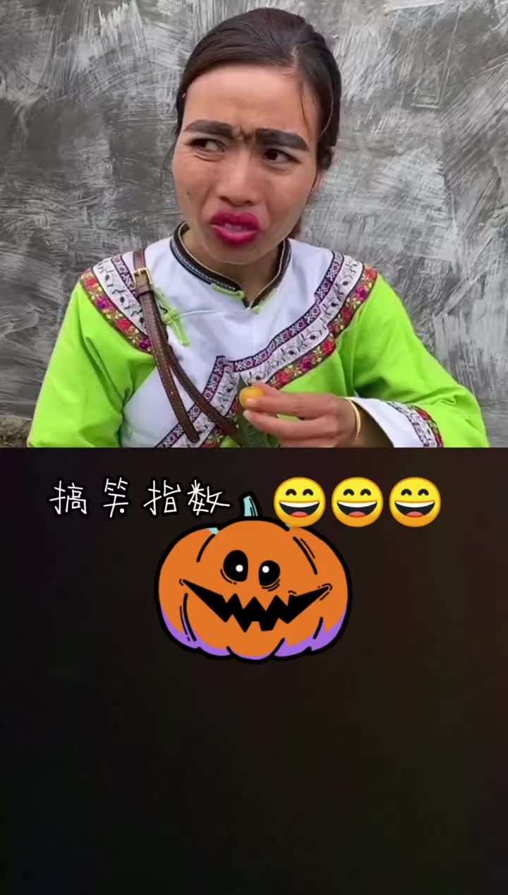 和丫丫姐小号一起合拍搞笑视频希望你开心一笑