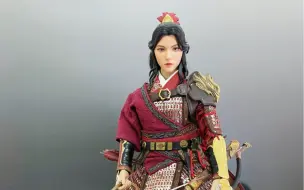 Скачать видео: POPTOYS 1/6 铠传系列 逐鹿中原 轻骑先锋+战马 开箱分享