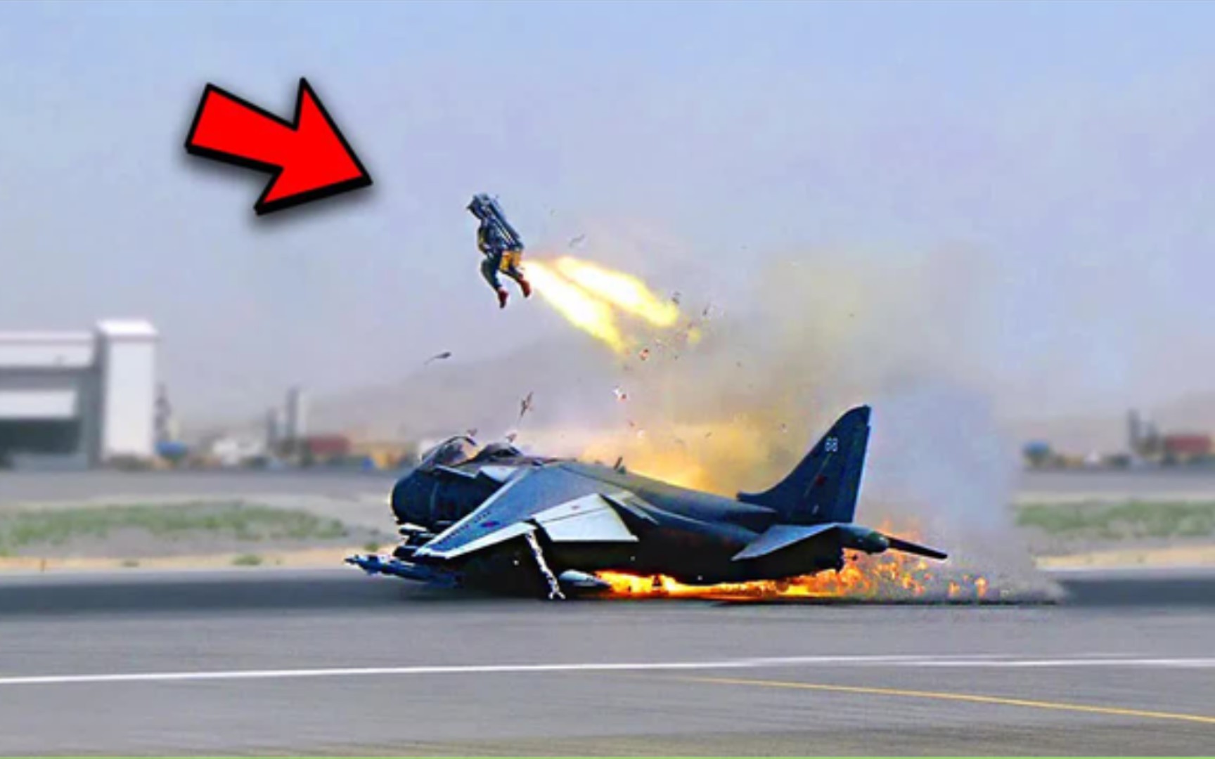 活动  10大疯狂飞机,每一个飞行员都在千钧一发之际逃出.