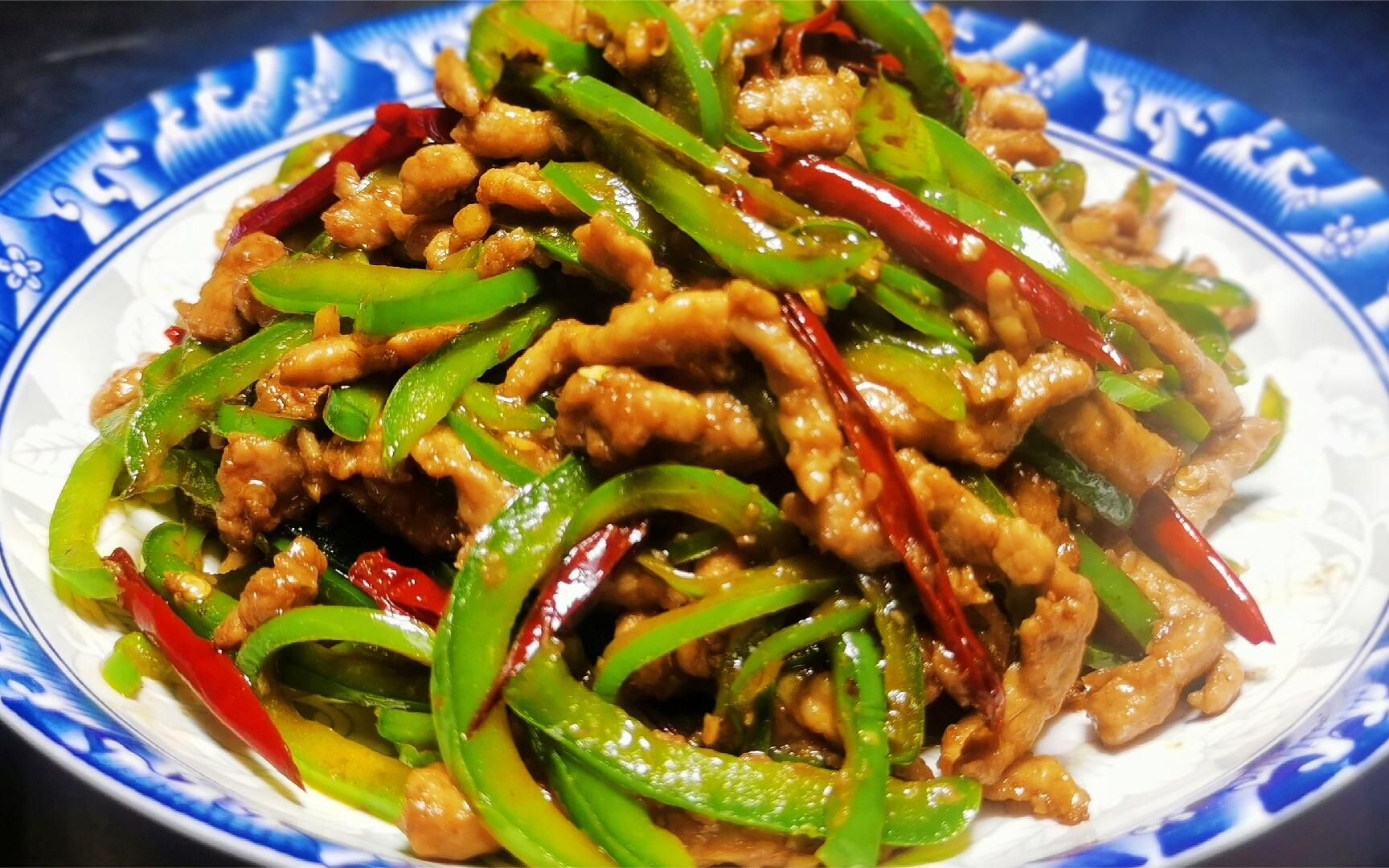 为什么饭店炒的青椒肉丝那么好吃?原来是这样炒的,大厨教你技巧