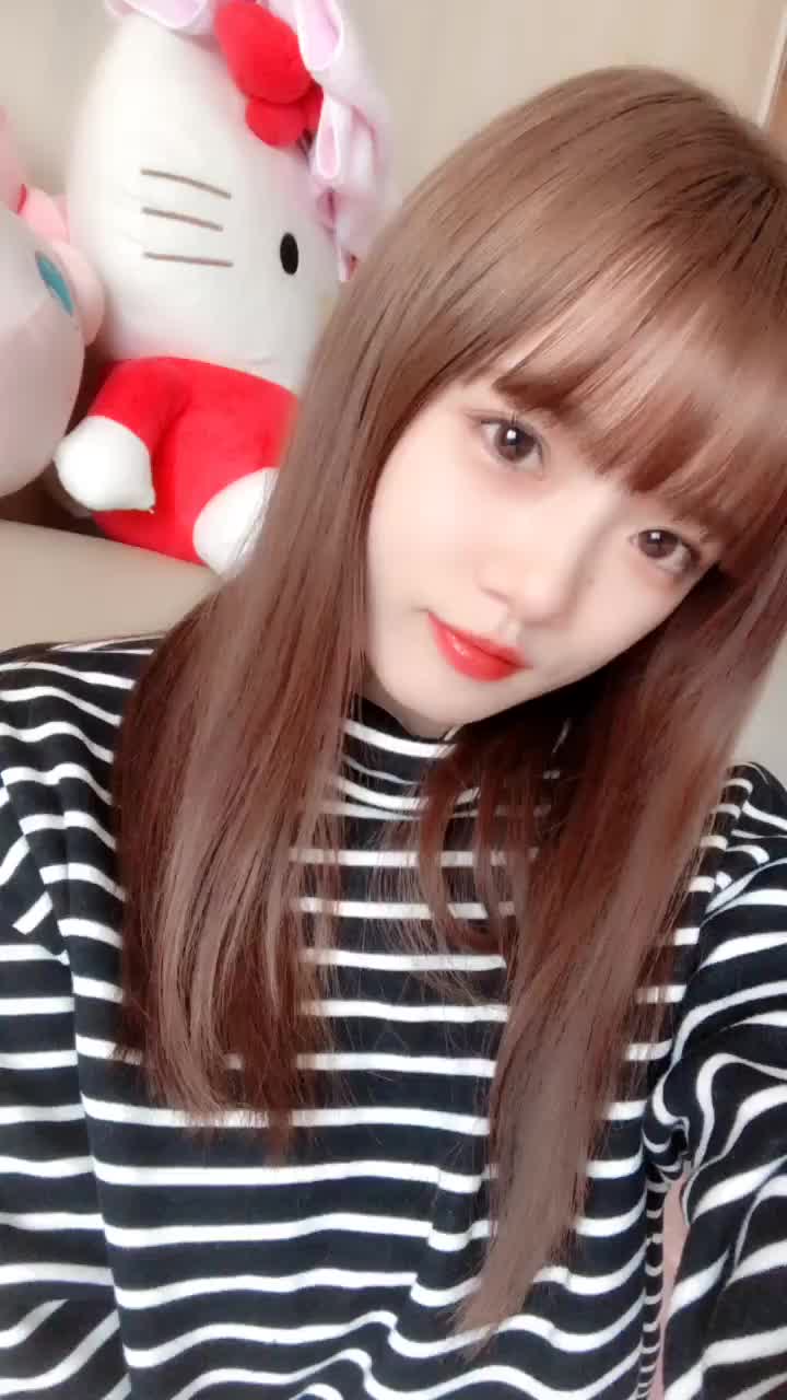 【snh48王曉佳】親身試驗.坐高鐵的時候千萬不要跳起來,因為.