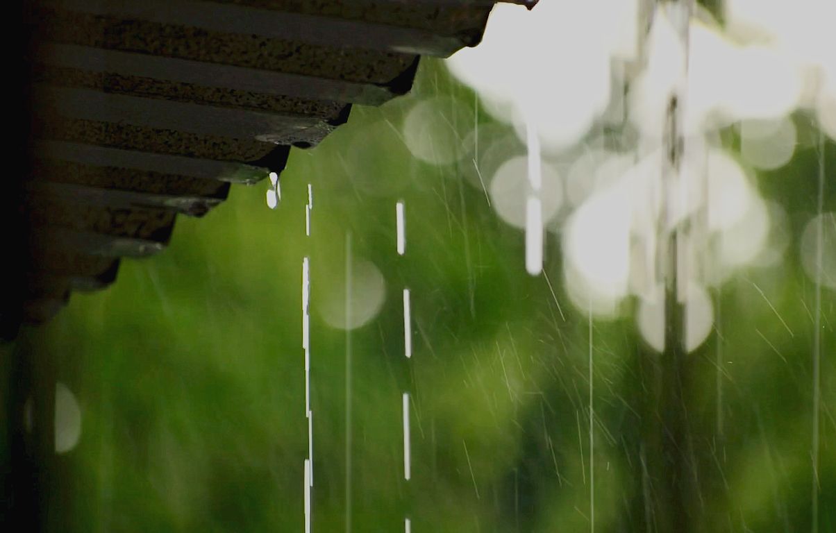 [图]【白噪音】屋檐下的雷暴雨声  舒缓下雨声助眠 最适合睡觉、学习、放松、阅读 陪伴式学习 沉浸式下雨氛围 缓解焦虑抑郁压力 冥想 深度睡眠 哄睡ASMR