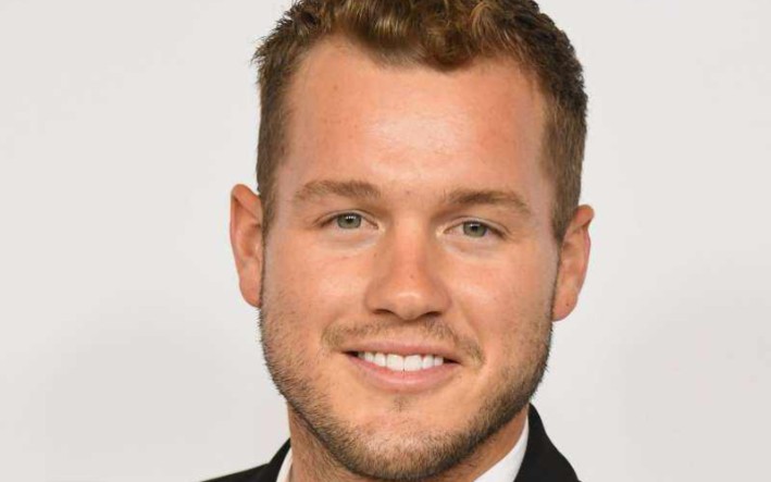 安德伍德向母亲坦言:自己的同性恋性取向时,紧张到抓小腿而面红耳赤!