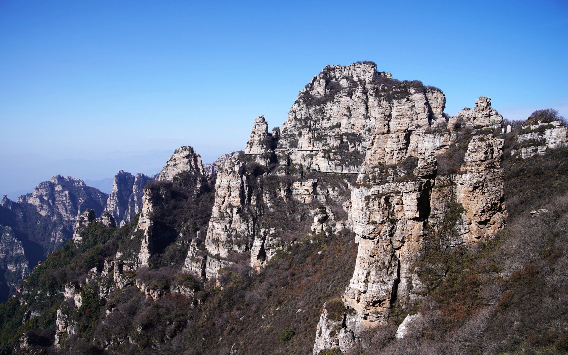 航拍壮美太行山:白石山(一)