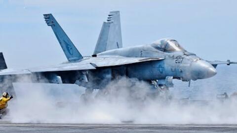 新型Block III FA-18 超级大黄蜂是美国海军的优势战斗机!!!-哔哩哔哩
