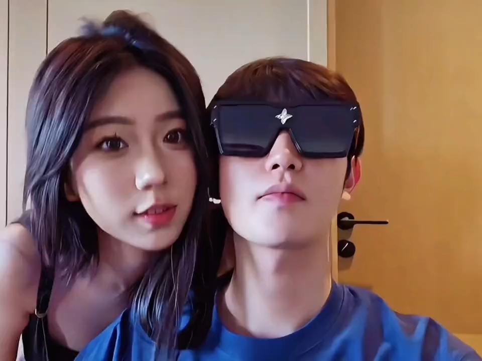 "你说爱人先爱己,如果是你那 先爱你"童锦程 山猫无名