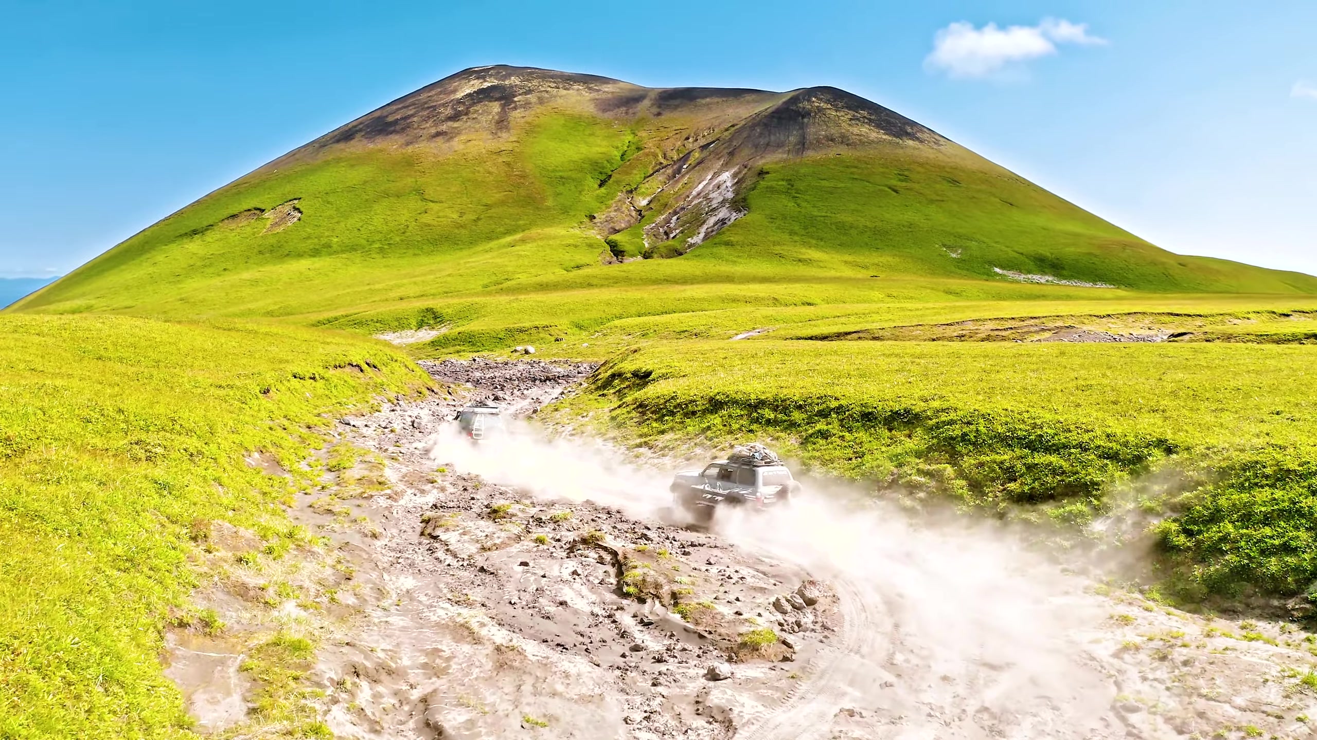 [图]4K UHD 航拍 - 飞跃地球