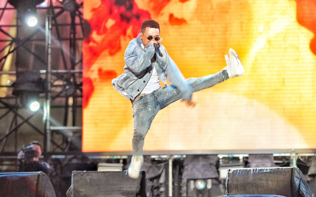 gai重庆魂不理智粉丝蹦迪现场