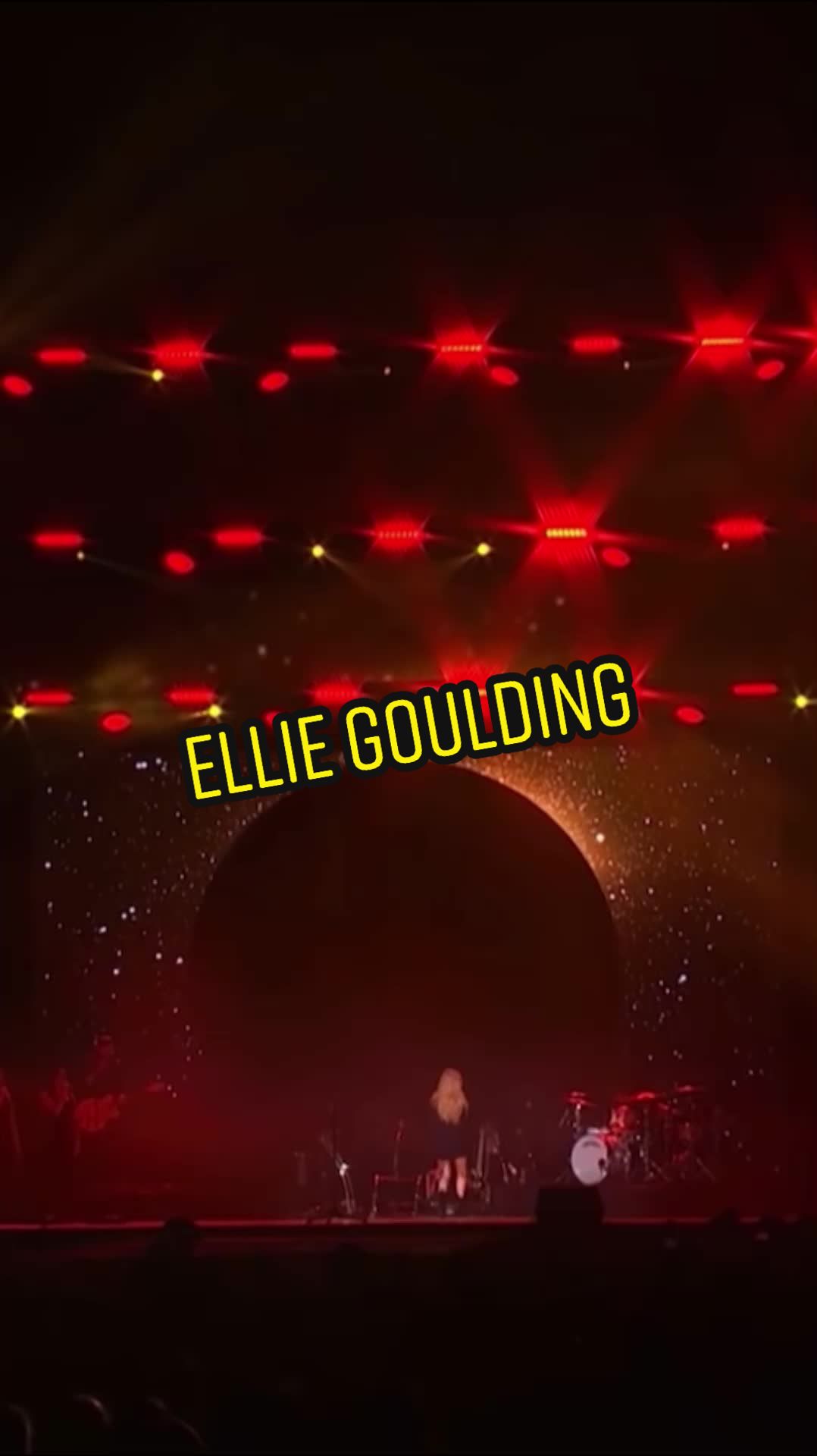 【ellie goulding burn】間奏很長,對不起,但是live版本非常熱所以聽