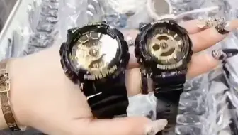 卡西欧黑金情侣对表