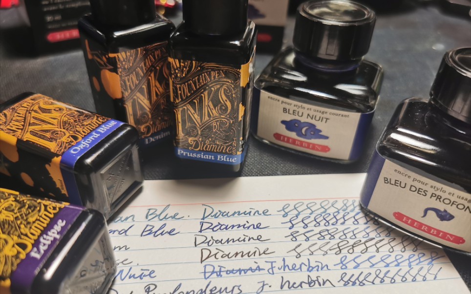 (蓝色控up)聊聊近期入的蓝色系墨水~diamine戴阿米和 J.herbin~简单的试色和总结~强推普鲁士蓝~嘿嘿哔哩哔哩bilibili