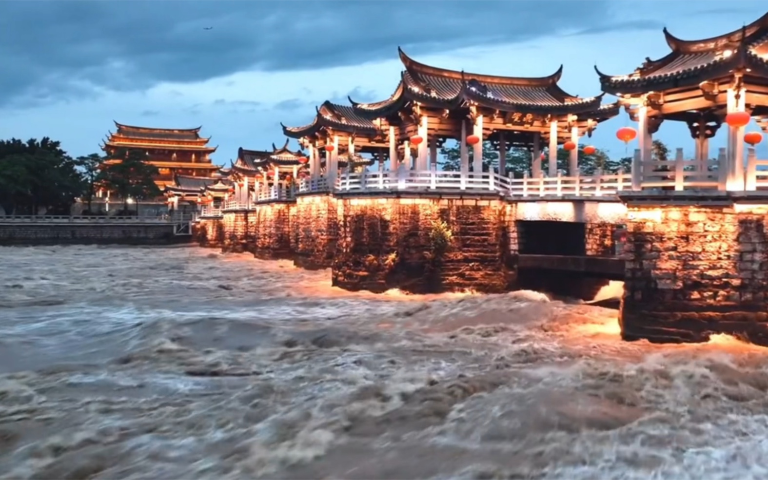 韩江水,浪滔滔,湘桥美景!