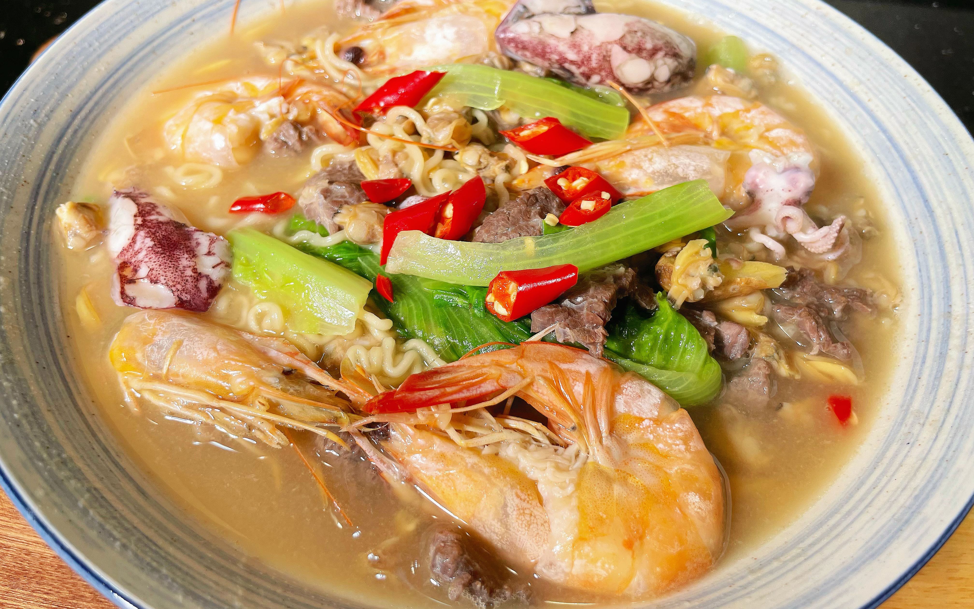 湛江经典牛肉海鲜面,入口不亏