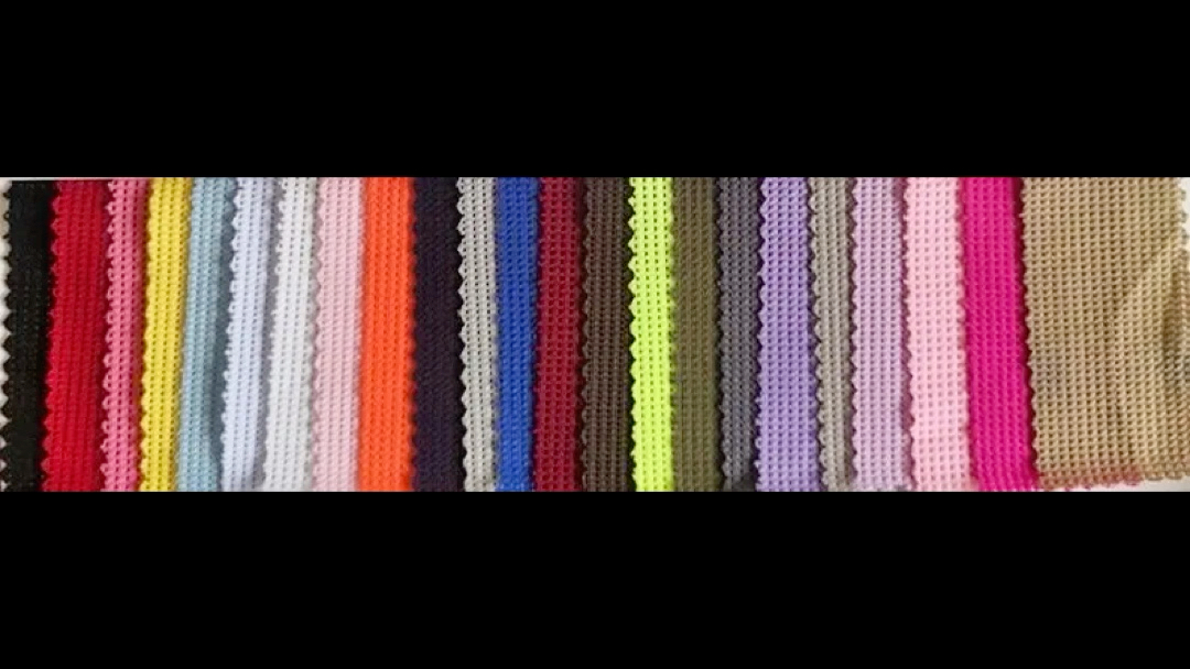 涤氨方格小孔弹力网眼布运动服印花面料 柔软透气 纹理清晰 布面紧实