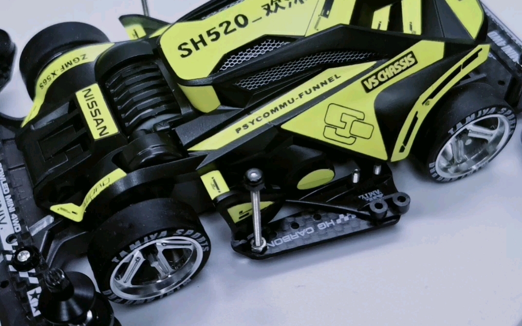 四驱车壳改135-背刺野猪黑黄喷漆壳改喷漆