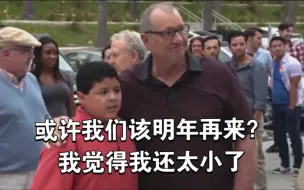 Télécharger la video: 杰和曼尼一起去补办出生证明，但却被误会来领取结婚证书