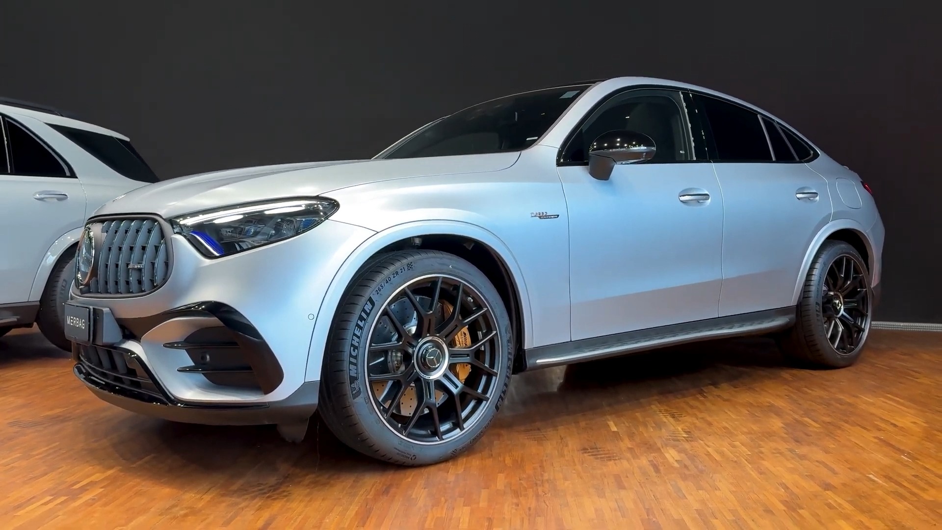 【2024】奔驰 amg glc63s coupe