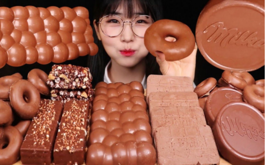 【haeeon】泡沫巧克力 巧克力甜甜圈 巧克力泡芙饼干 牛奶巧克力 蛋白