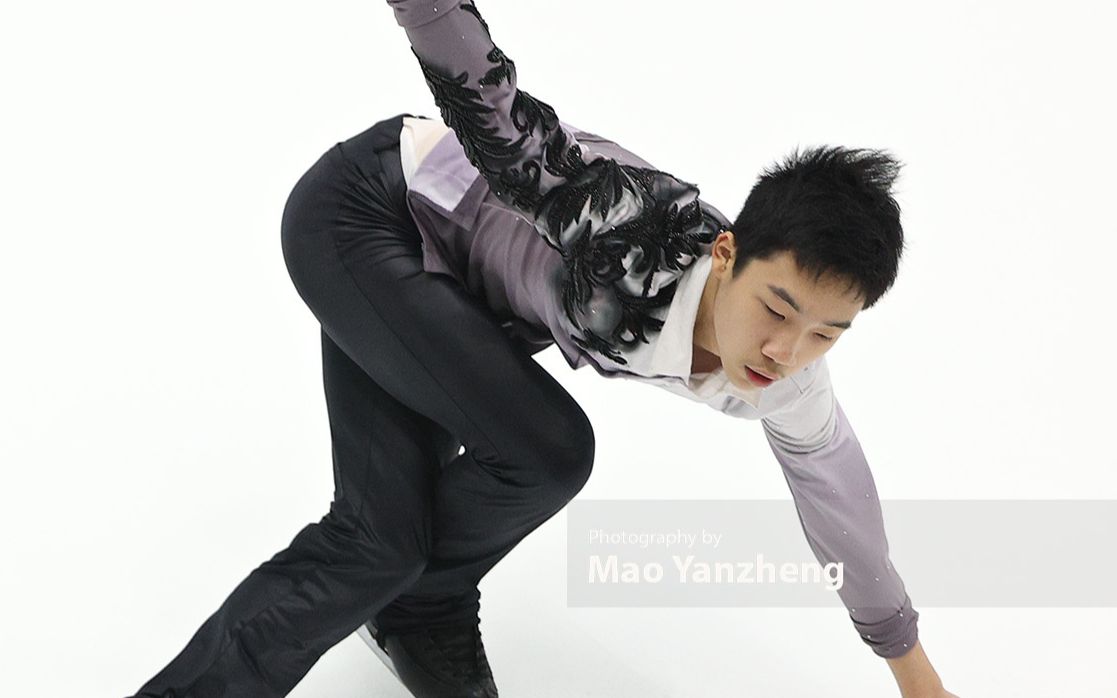 田桐赫 3lo 3t jr sp第一名 2023年中国花样滑冰俱乐部联赛总决赛