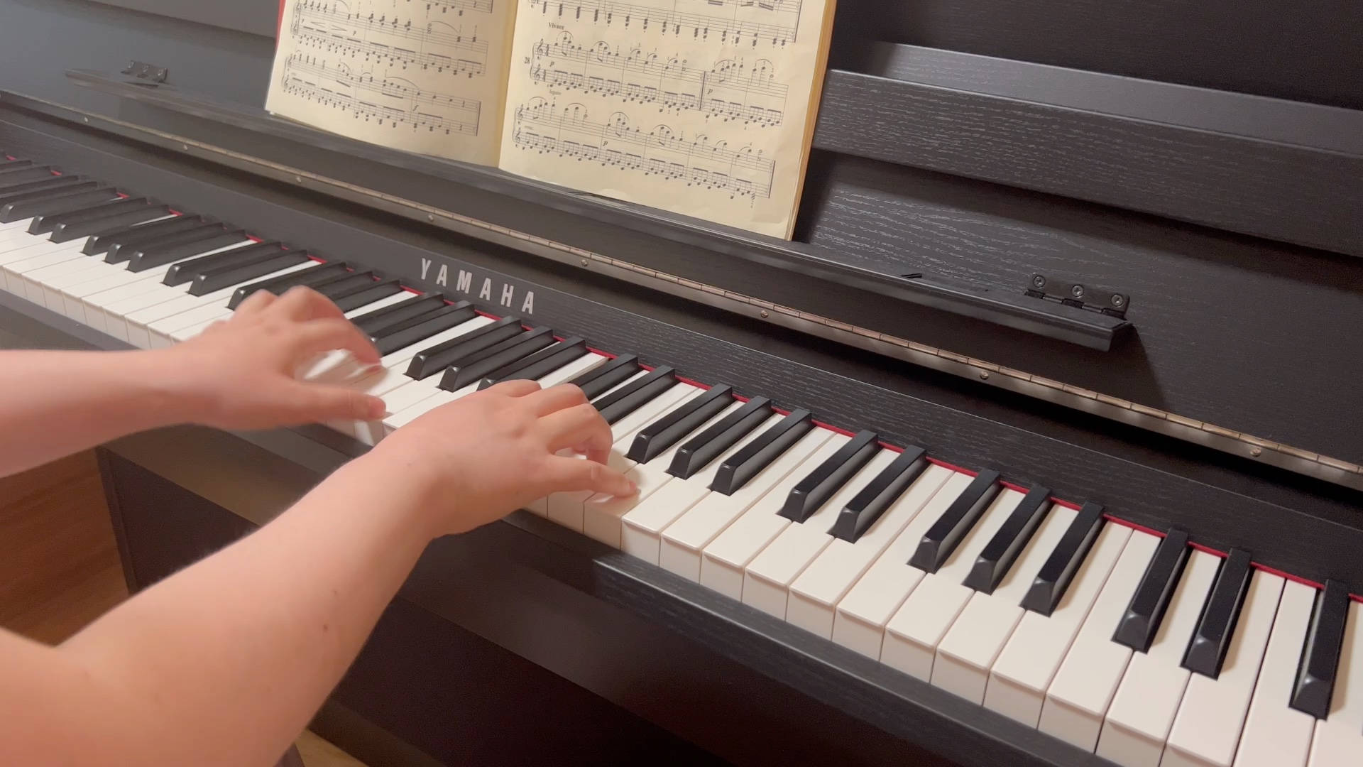 车尔尼599第26条