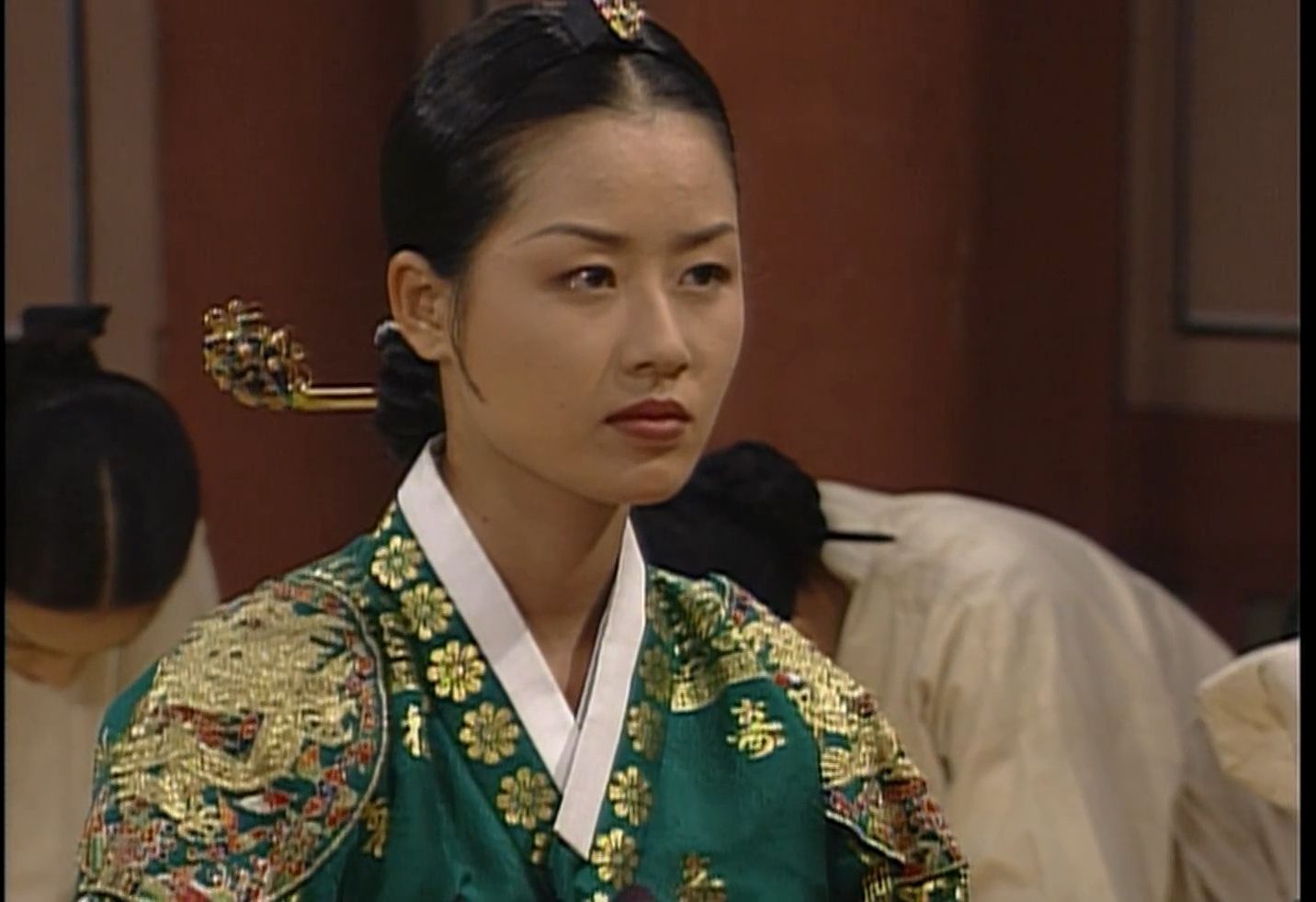 张禧嫔1995:禧嫔张氏祭拜庄烈