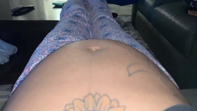 怀孕25周胎动 调皮宝宝肚中一脚狠踢 哔哩哔哩 つロ干杯 Bilibili