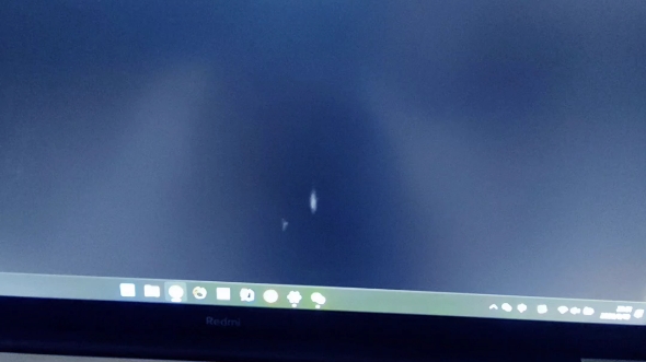 笔记本屏幕坏点了吗