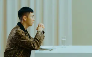 Download Video: 【ChinAOMG】Loco - 好久不见了 (Feat. Zion.T) Official MV Teaser 01