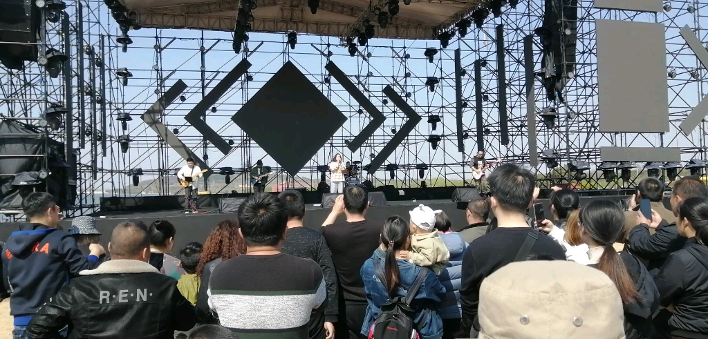 文昌湖音乐节_哔哩哔哩 (゜-゜)つロ 干杯~-bilibili