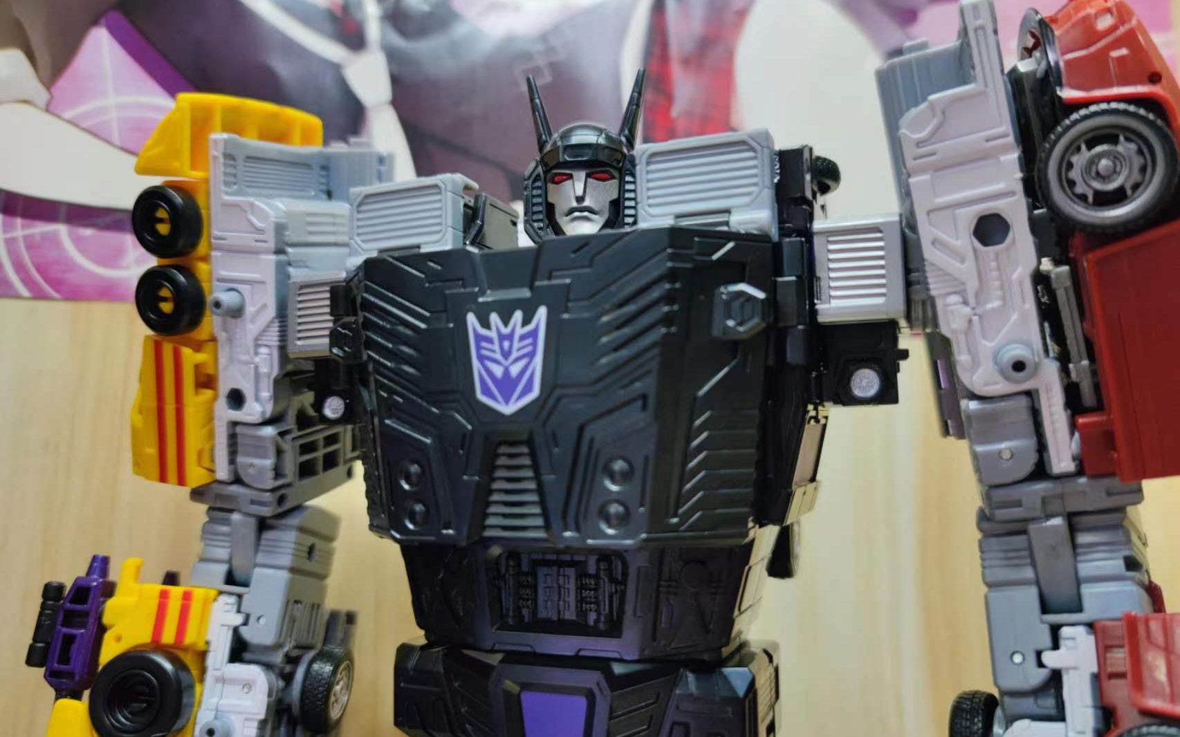 【变形金刚】传世/遗产 组合金刚 飞天虎