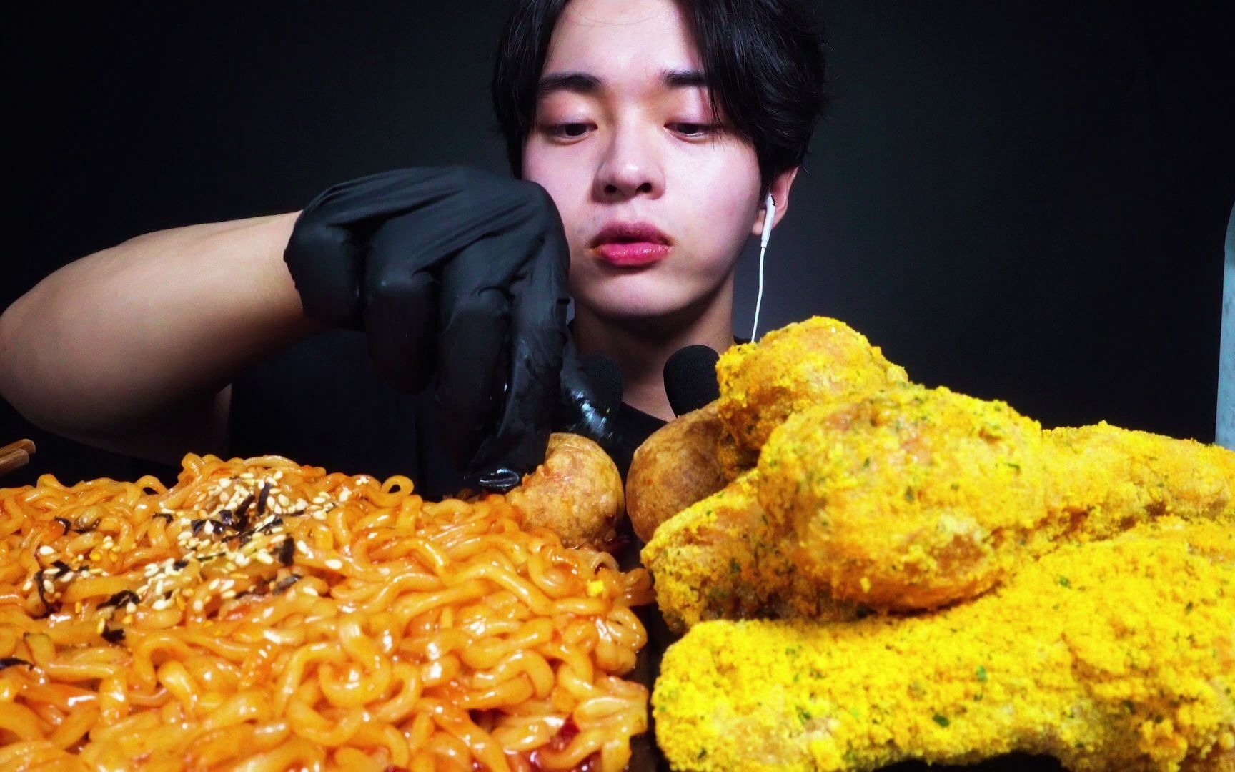 【chan sori】11月17号香辣拉面和炸鸡_哔哩哔哩_bilibili
