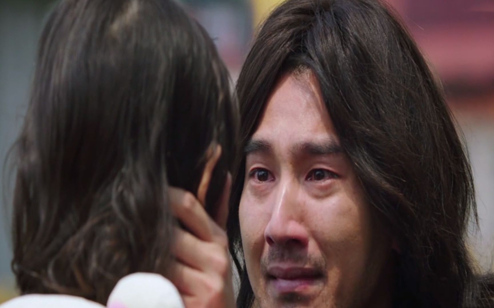 海来阿木的阿果吉曲表达着无法用泪水洗净悲伤带着浓浓的父爱