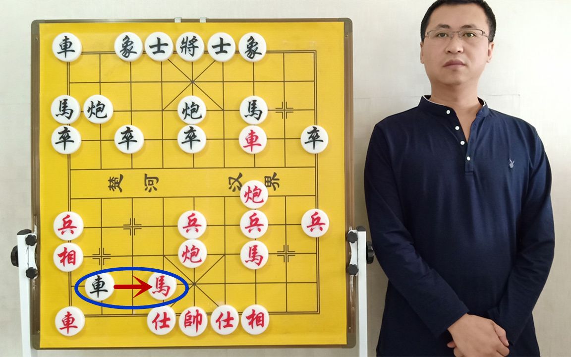 [图]当头炮并肩巡河十八打第105集：什么是布局主轴？宁弃子不丢势！《梅花谱》的顺手炮，绝不输《橘中秘》，是所有象棋开局体系的航行灯