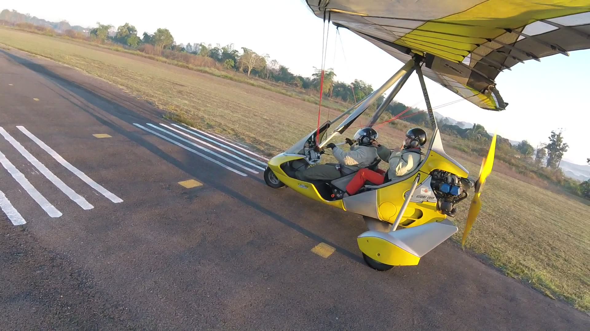 三角滑翔机翼型 - 资源合集 - 小不点搜索