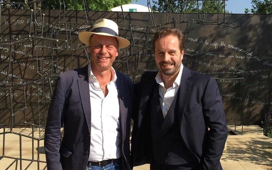 [图]Alfie Boe visits the Chelsea Flower Show