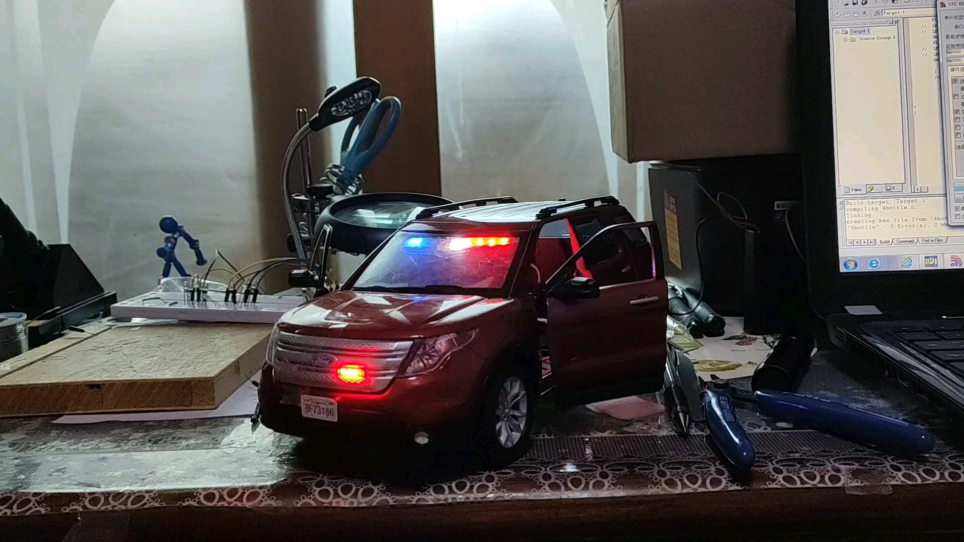 【模型车加装爆闪警灯】fort 福特 拦截者 便衣警车led红蓝爆闪齐了