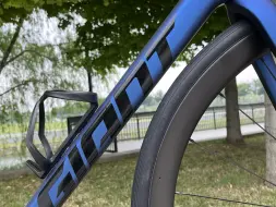 Video herunterladen: TCR ADV Pro 1 (NJ) 变色龙海军蓝tcr adv pro 级车架组 ，禧玛诺7170电变大套 ，捷安特slr 1 40框高售价：2.78w