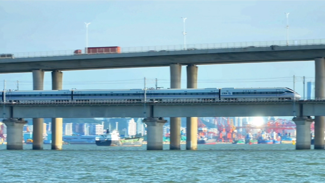 厦门海上列车
