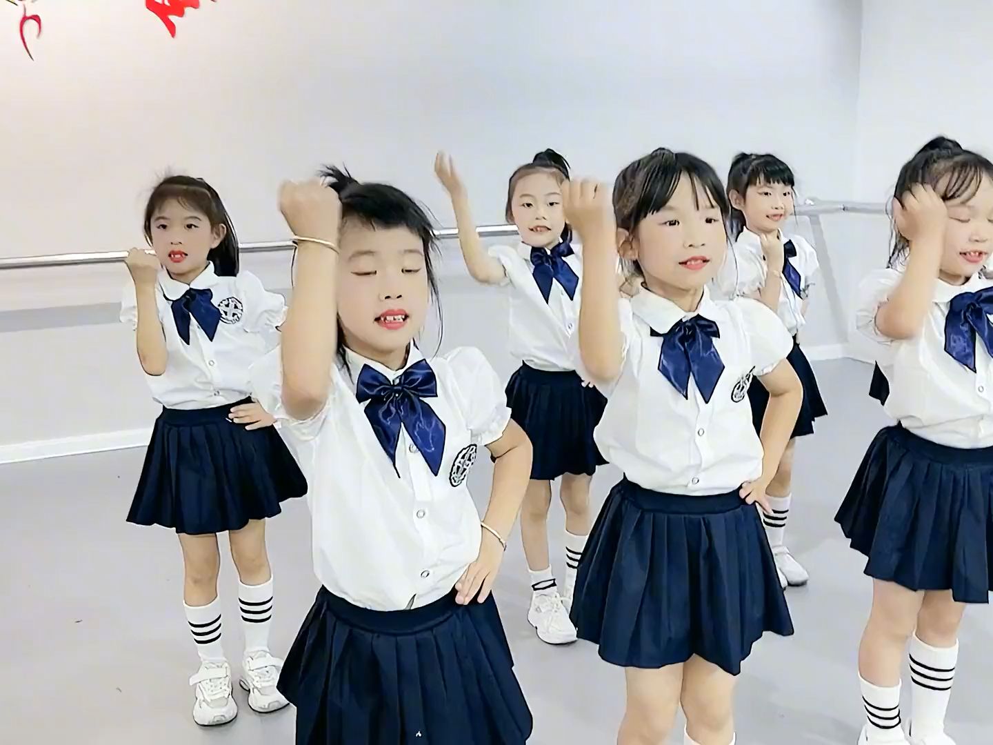 毕业季幼儿舞蹈《yes ok》侑完整版~超级适合男女合跳哦,律动感强,零