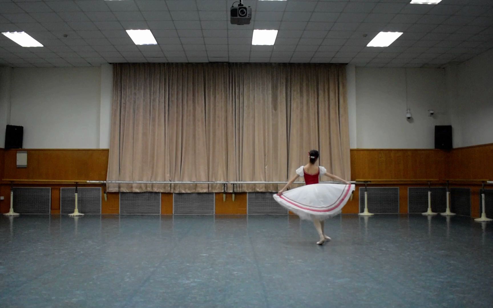 【芭蕾】季彥希-北舞附中,2020 iucdc ballet junior(a) bronze