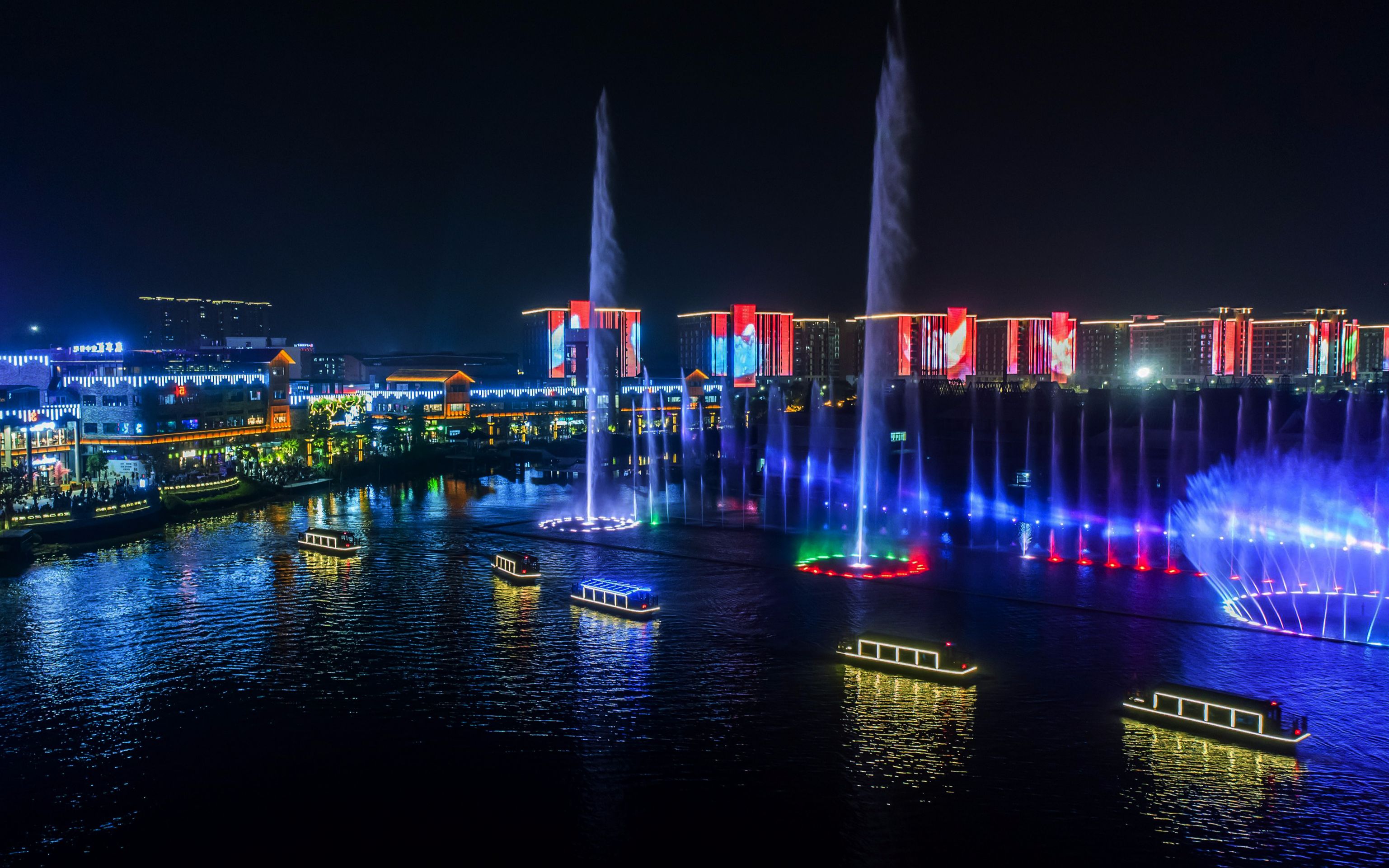 华阳湖湿地公园夜景图片