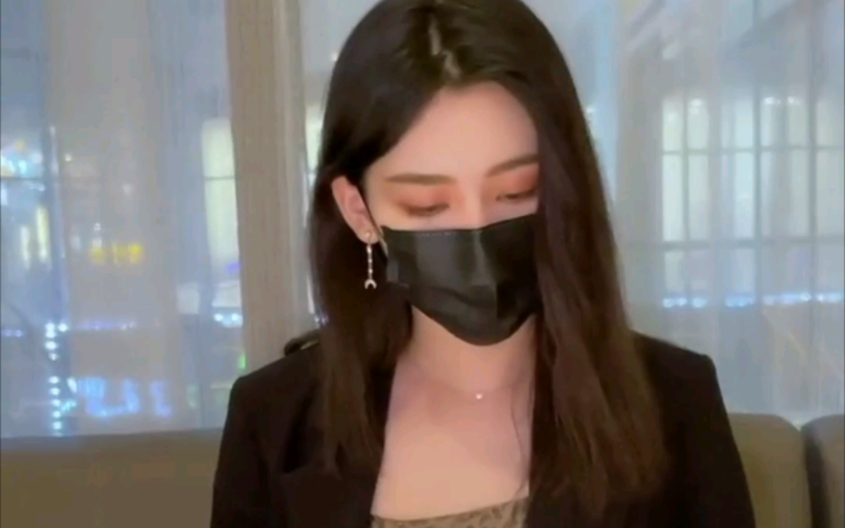 三代王伊泽第三集   想看小野猫真面目吗?