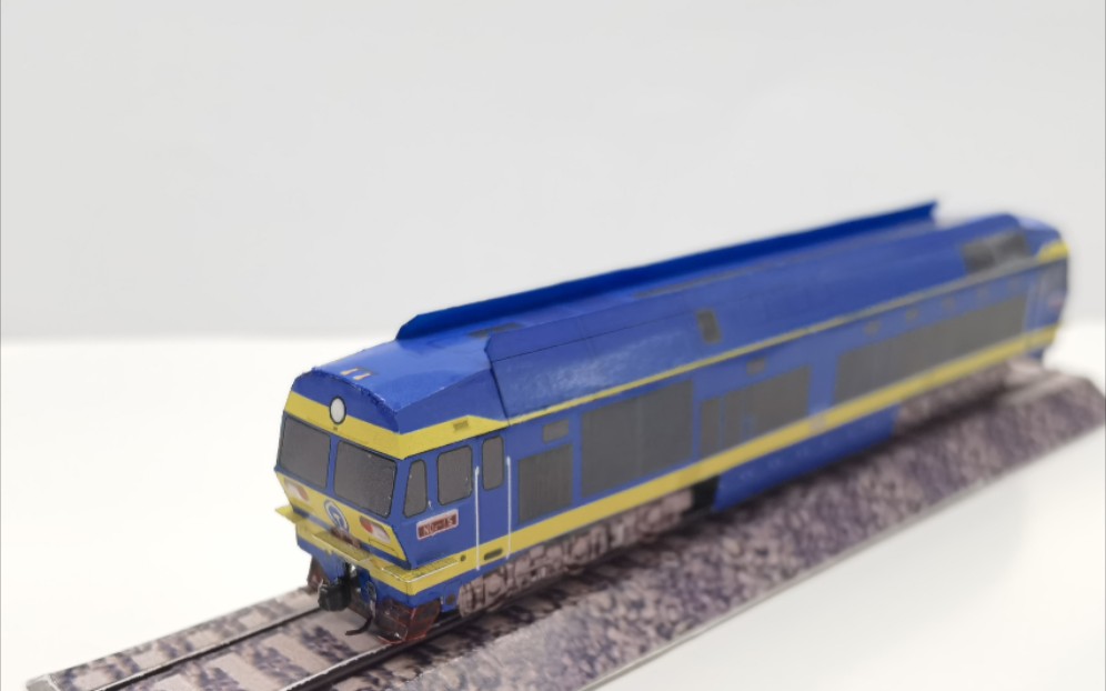 【匹格工厂原创】n比例中国铁路nd4型内燃机车纸模型制作