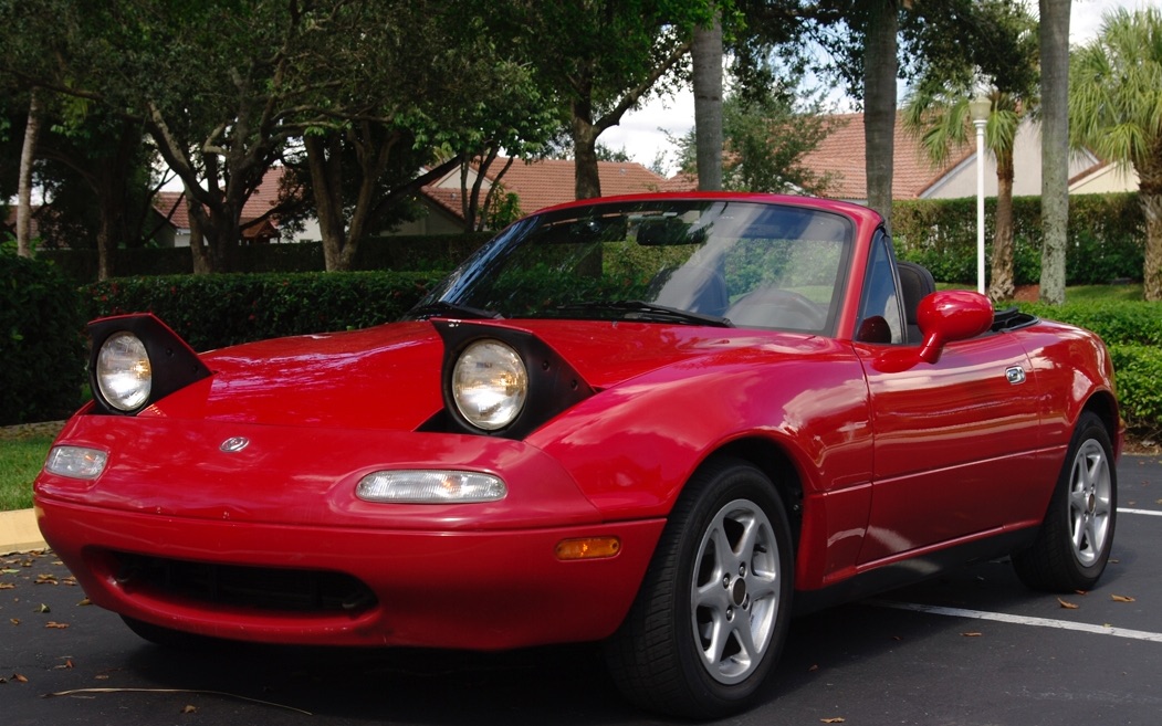 绝对赛车(assoluto racing)1994款马自达mx-5 miata蓝城赛道试驾