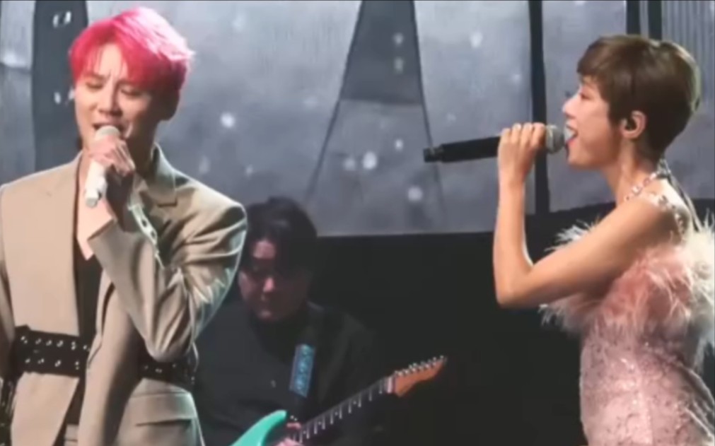 【中字】张力尹和金俊秀十七年后重聚再度演唱了《timeless》,这版