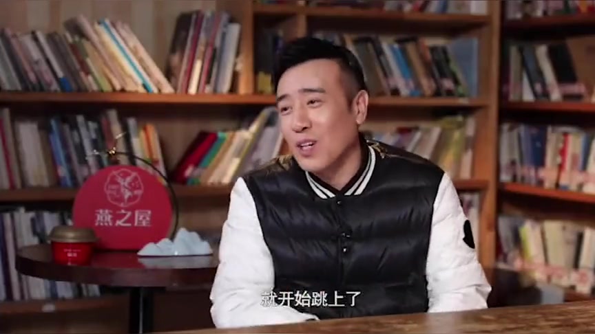 于和伟做客鲁豫有约在线回应短视频走红爆火